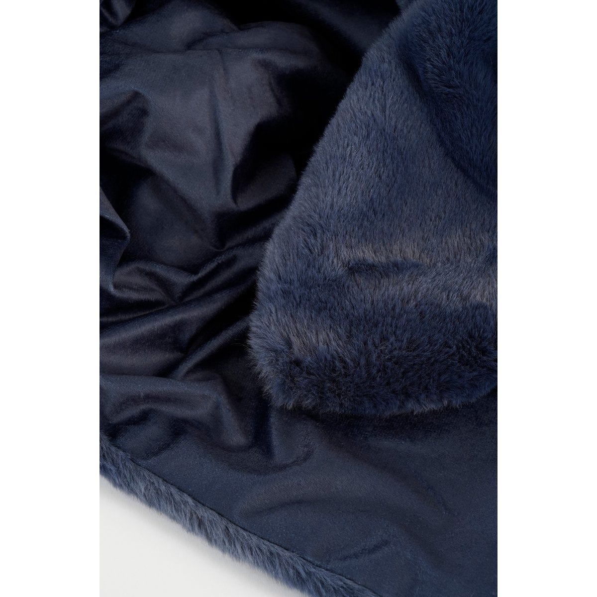 In The Mood Bronte Fleece Deken - L200 x B150 cm - Donkerblauw