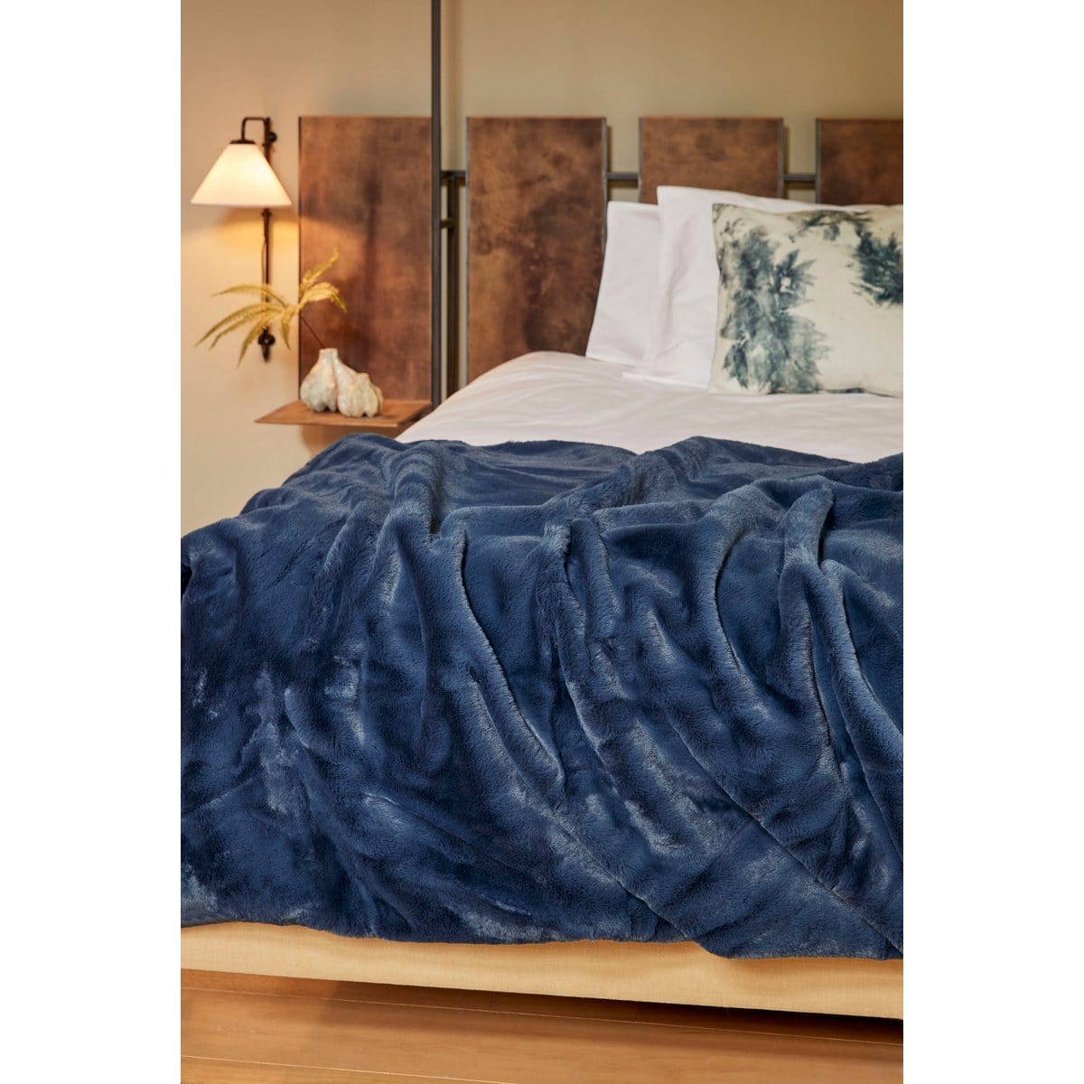 In The Mood Bronte Fleece Deken - L200 x B150 cm - Donkerblauw