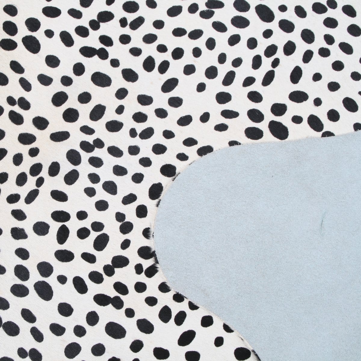 Dyreskinn® COWHIDE DALMATION PRINT