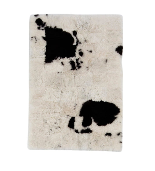 Dyreskinn® DESIGNER ICELANDIC RUG SHORT SPOTTED 120-180cm