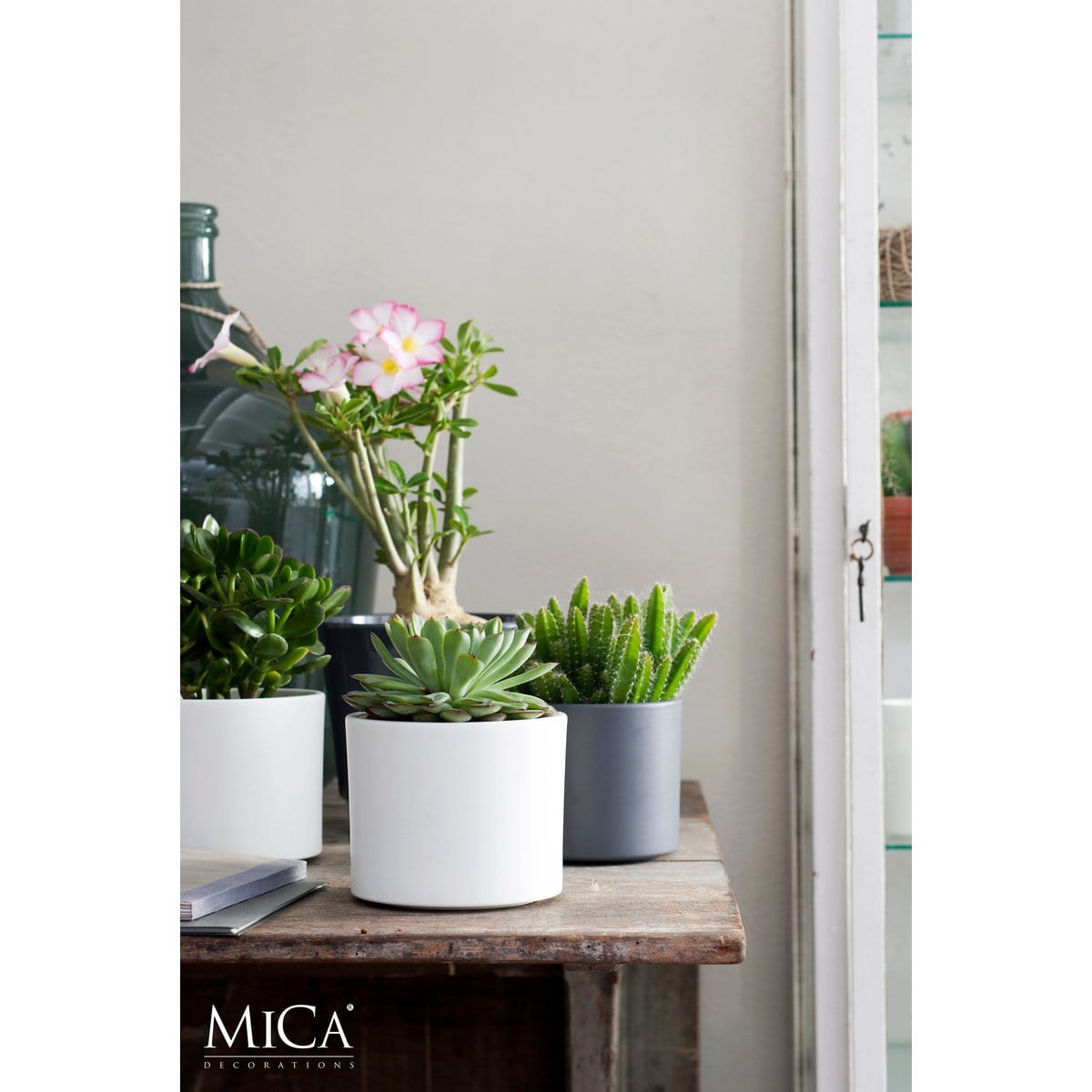 Mica Decorations Era Bloempot - H26 x Ø28 cm - Wit