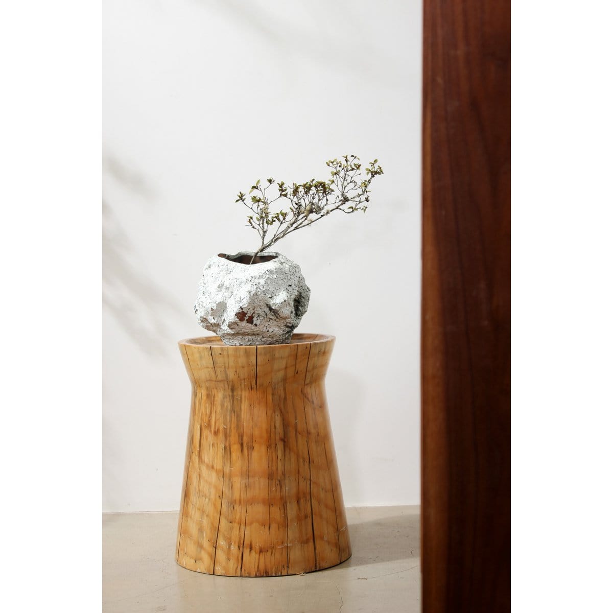 Element Accessories Keramische vaas m. look van rock, trendy natuurlijk design.CHU20WH