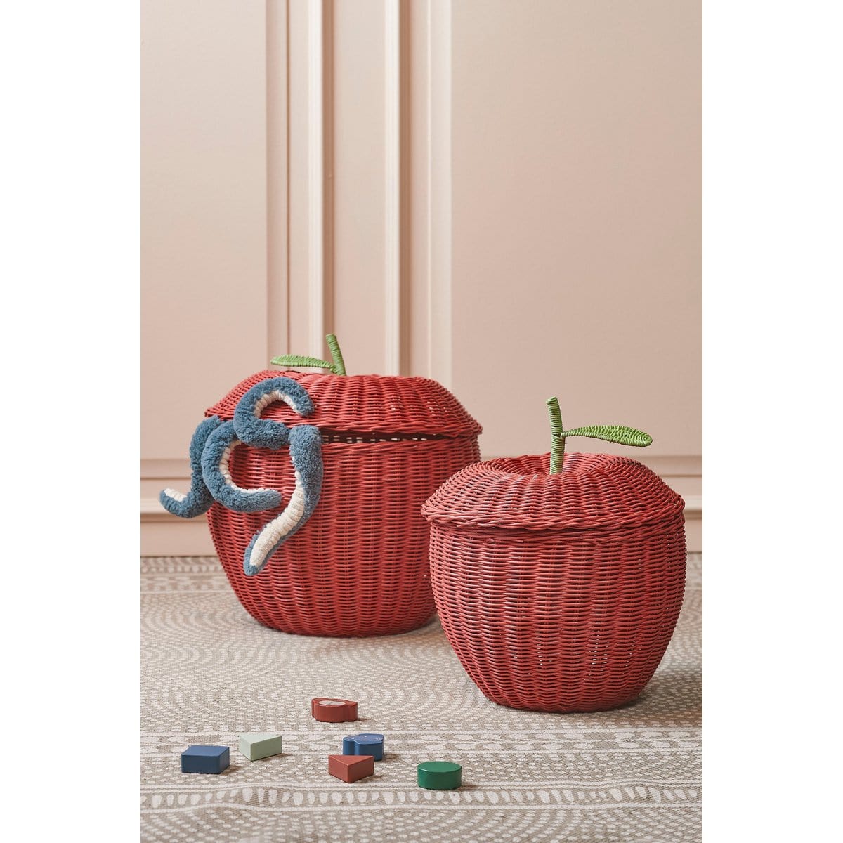 Mica Decorations Opbergmand met Deksel - Set van 2 - H48 x Ø30 cm - Rotan - Rood