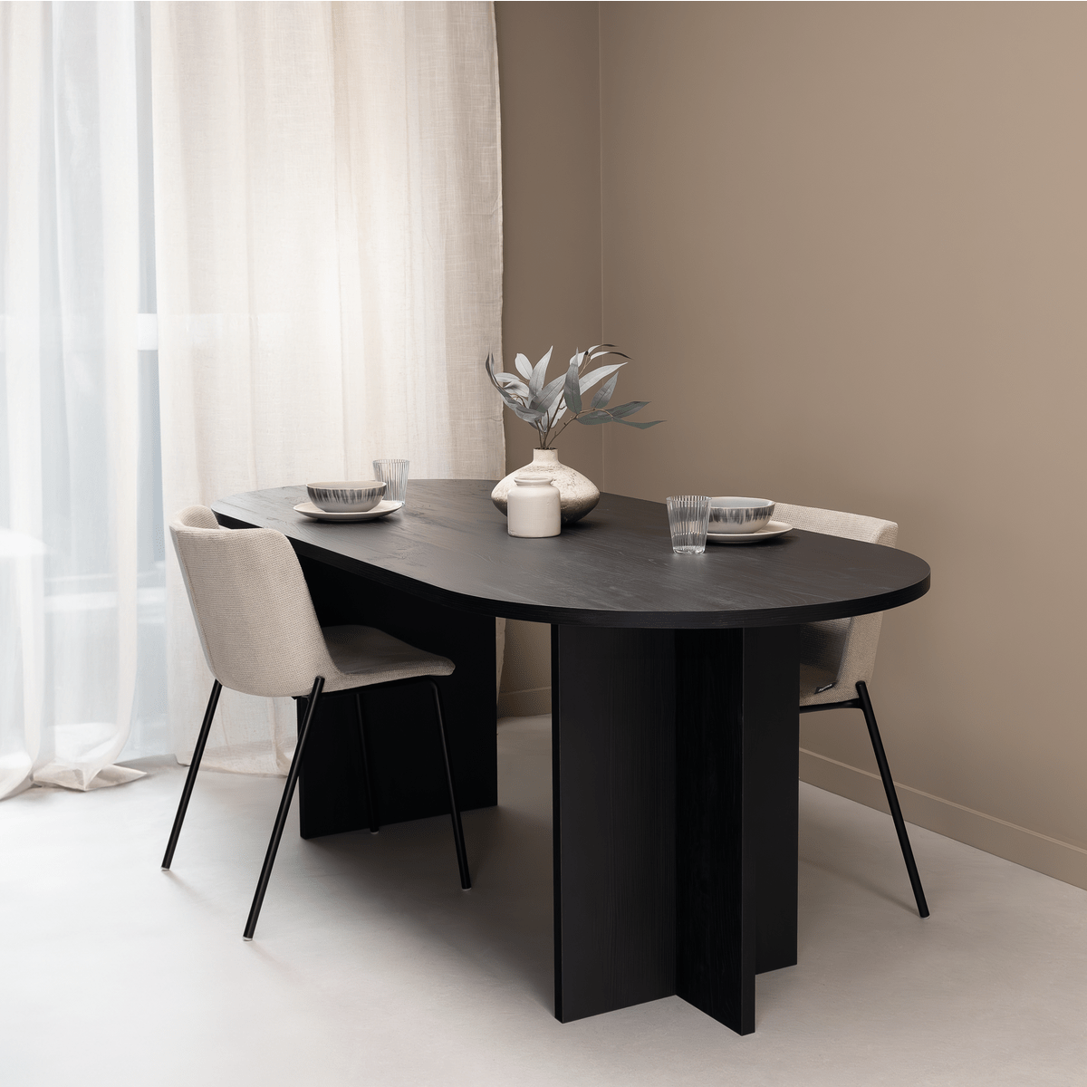 Stalux Ovale Eettafel Noa 200 x 90cm, kleur zwart eiken