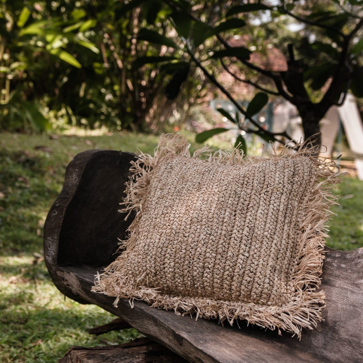 Soeji Sierkussen met vulling | Decoratief Kussen | Sofa Kussen GANDI gemaakt van Raffia