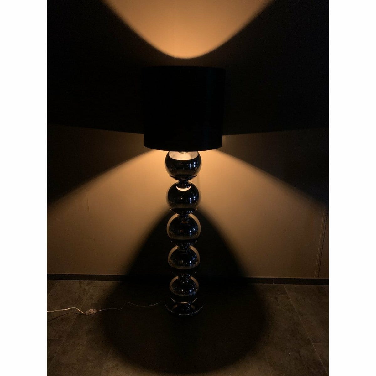 Luxury Living B.V. XL Bollamp - Antraciet